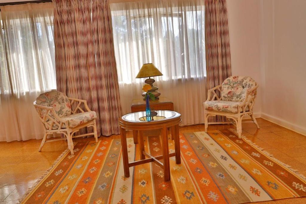 Hotel Zereniti House Muyaka Exterior foto